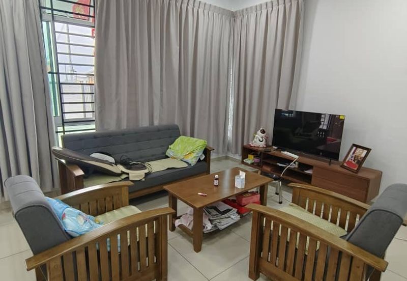 Kulai - Kelapa Sawit- Taman Impiana -Double Storey Terrace House (Corner Lot)
