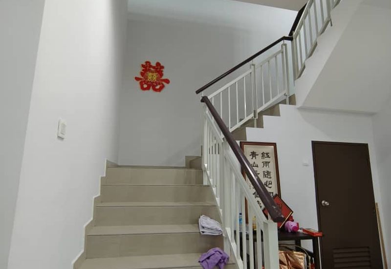 Kulai - Kelapa Sawit- Taman Impiana -Double Storey Terrace House (Corner Lot)