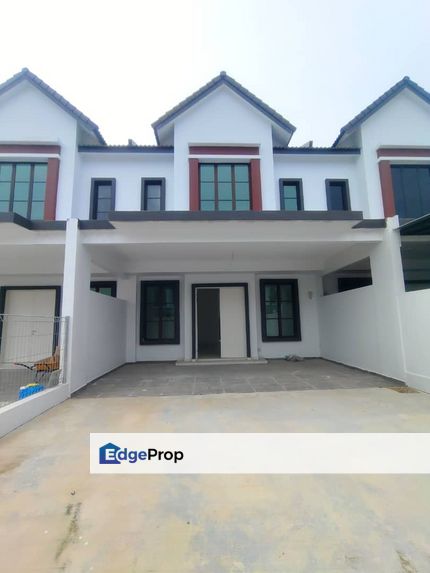 Kulai  -Jalan mutiara hijau -St Marco Park - Double Storey Terrace House, Johor, Kulai
