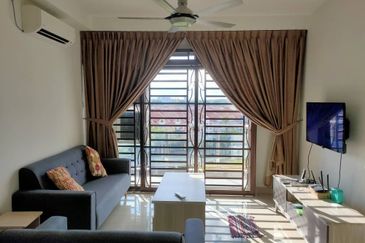 Kulai Bandar Putra -IOI  D'Putra Suites - Service Apartment