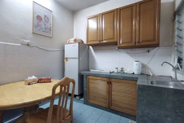 Kulai,Indahpura , Jalan Teratai - Double Storey Terrace House Endlot