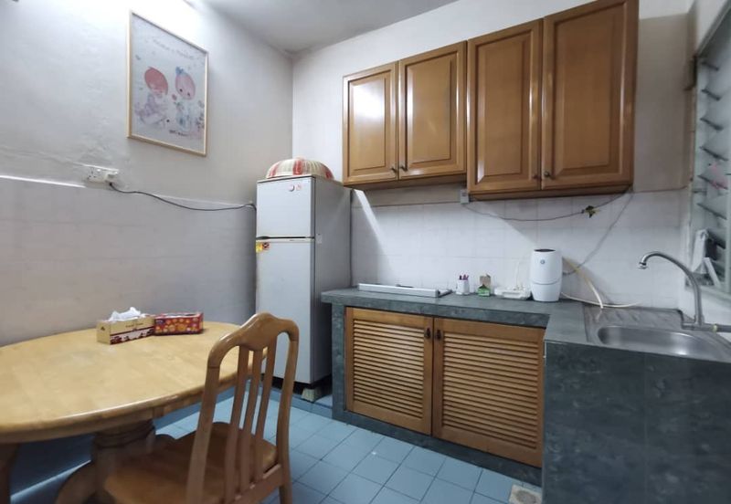 Kulai,Indahpura , Jalan Teratai - Double Storey Terrace House Endlot