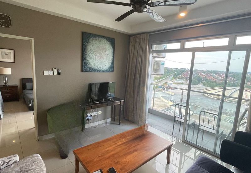 Kulai Bandar Putra- D’Putra SuitesS @ Service Apartment - Corner lot