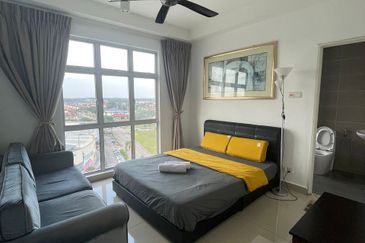 Kulai Bandar Putra- D’Putra SuitesS @ Service Apartment - Corner lot