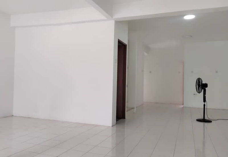 Kulai -Taman Putti Kulai - Jalan Sri Putri 11 -Double Storey House Unblock Unit