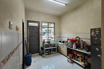 JB-  Austin Perdana- Double storey terrace house