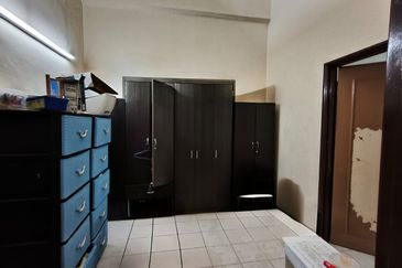 JB-  Austin Perdana- Double storey terrace house