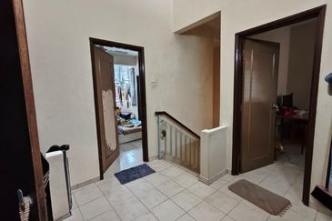 JB-  Austin Perdana- Double storey terrace house