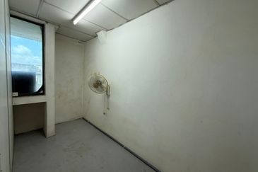 JB Ulu Tiram - Taman Perindustrian Cemerlang - Jalan Canggih - 1.5 Storey Terrace Factory