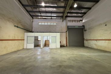 JB Ulu Tiram - Taman Perindustrian Cemerlang - Jalan Canggih - 1.5 Storey Terrace Factory
