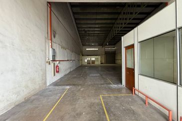 JB Ulu Tiram - Taman Perindustrian Cemerlang - Jalan Canggih - 1.5 Storey Terrace Factory