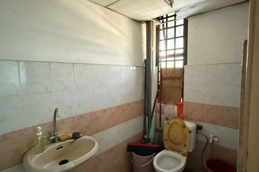 JB Ulu Tiram - Taman Perindustrian Cemerlang - Jalan Canggih - 1.5 Storey Terrace Factory