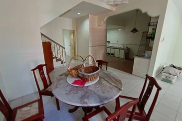 Bukit Indah - Jalan Indah 17/x - Double Storey Terrace House 