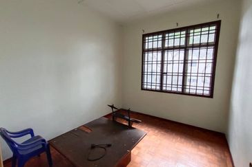 Bukit Indah - Jalan Indah 17/x - Double Storey Terrace House 