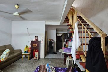 Kulai Bandar Indahpura -  Bandar Indapura - Jalan Siantan 9 - Double Storey Medium Cost