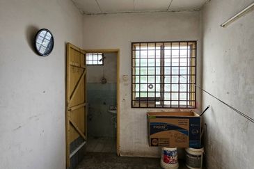 Kulai Bandar Indahpura -  Bandar Indapura - Jalan Siantan 9 - Double Storey Medium Cost