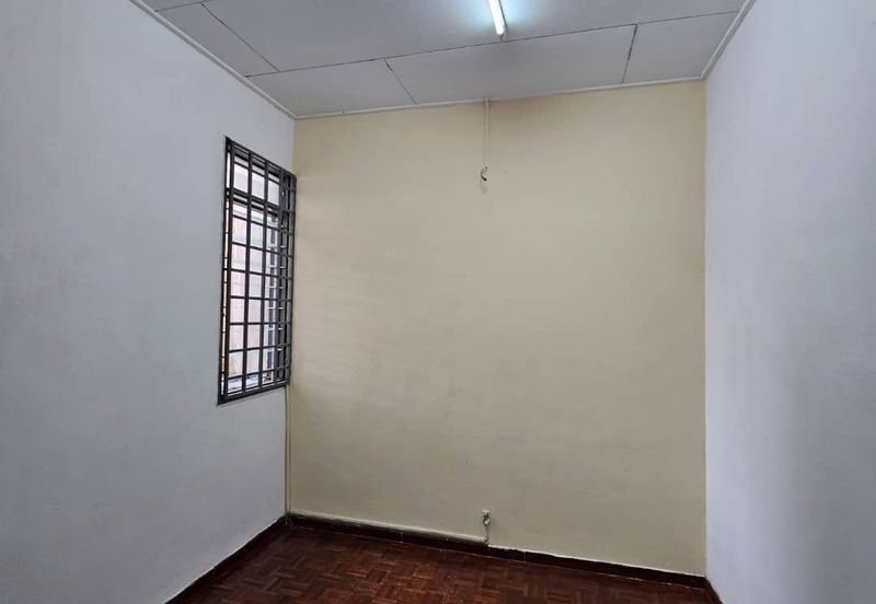 Kulai Saleng - Jalan Jambu 3x, Taman Muhibbah ✅ Double storey medium cost