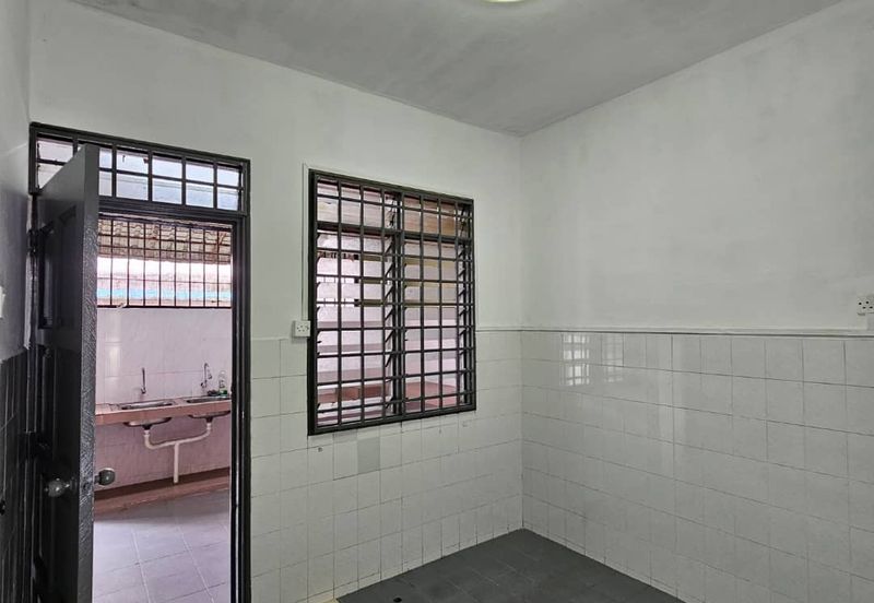 Kulai Saleng - Jalan Jambu 3x, Taman Muhibbah ✅ Double storey medium cost