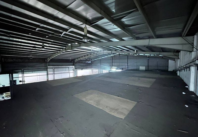 JB -Taman Johor @ Kempas -1.5 Storey Semi Detached Factory