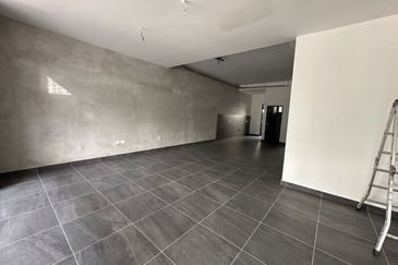 Kulai- Bandar Putra -Bukit Seni  ✅2.5 Storey terrace house ✅Unblock Unit ✅Brand New Unit 