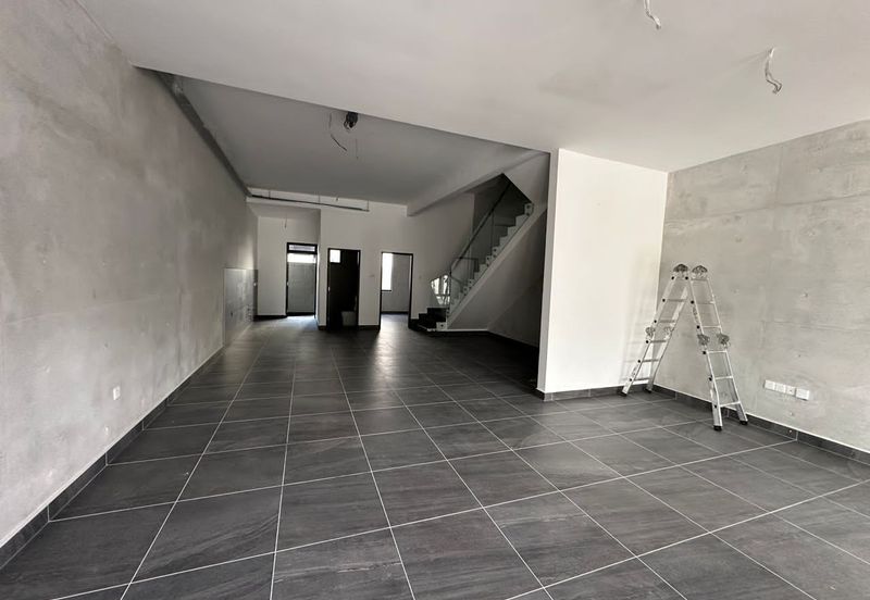 Kulai- Bandar Putra -Bukit Seni  ✅2.5 Storey terrace house ✅Unblock Unit ✅Brand New Unit 