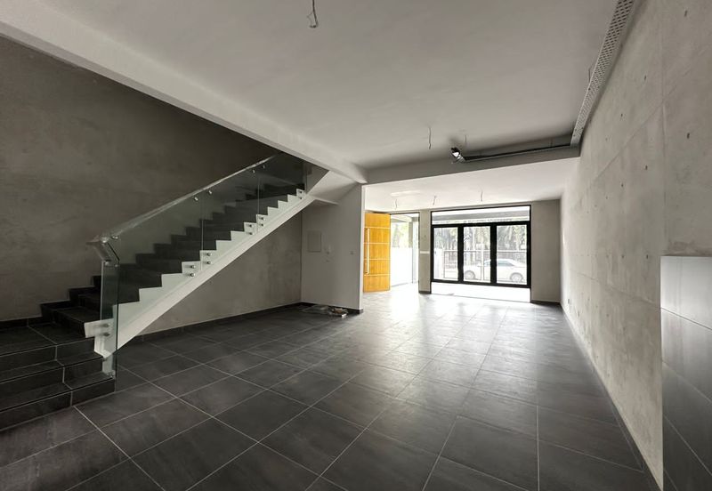 Kulai- Bandar Putra -Bukit Seni  ✅2.5 Storey terrace house ✅Unblock Unit ✅Brand New Unit 