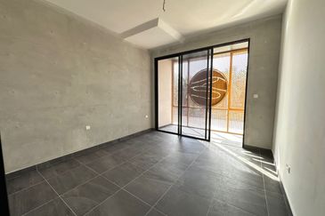 Kulai- Bandar Putra -Bukit Seni  ✅2.5 Storey terrace house ✅Unblock Unit ✅Brand New Unit 