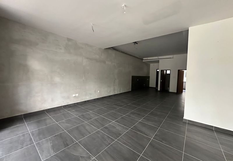 Kulai- Bandar Putra -Bukit Seni  ✅2.5 Storey terrace house ✅Unblock Unit ✅Brand New Unit 