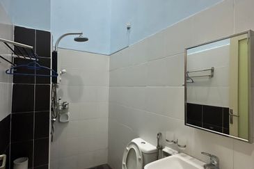 Kulai Bandar Putra - Jalan Tualang -Single Storey Terrace House End Lot