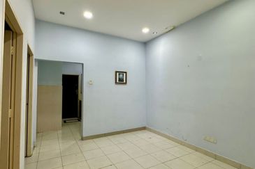 Kulai Bandar Putra - Jalan Tualang -Single Storey Terrace House End Lot