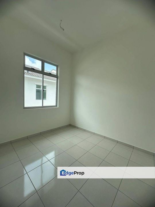  Kulai Bandar Putra - Jalan Bayan 7 - brand new Single Storey Terrace House , Johor, Kulai