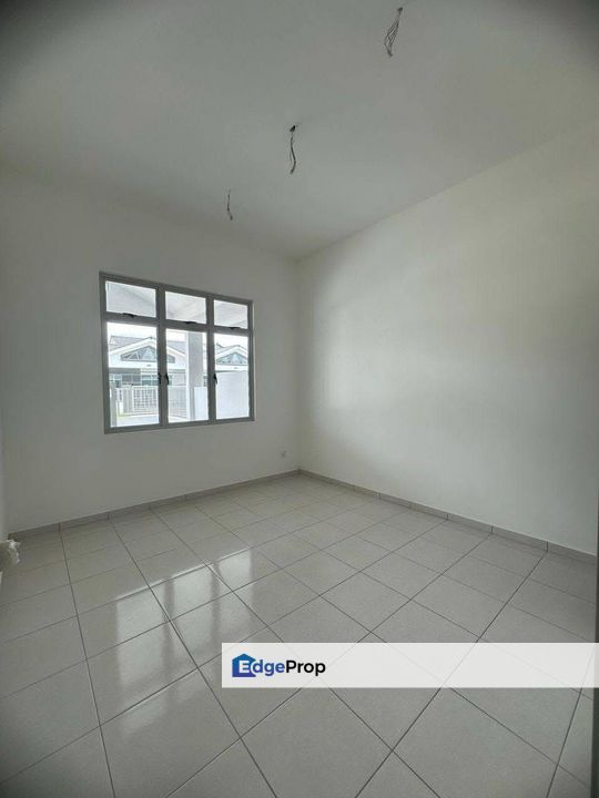  Kulai Bandar Putra - Jalan Bayan 7 - brand new Single Storey Terrace House , Johor, Kulai