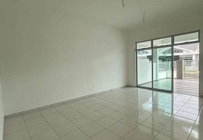  Kulai Bandar Putra - Jalan Bayan 7 - brand new Single Storey Terrace House 