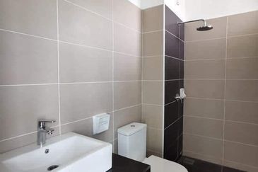 Kulai Indahpura Crystal 2 - Double Storey House