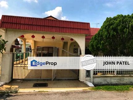 Single Storey Bungalow Fully Renovated Strategic Location, Melaka, Melaka Tengah