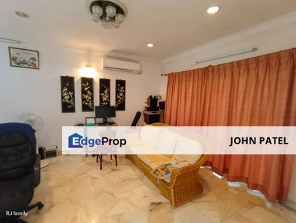 Double Storey Terrace End Lot 5 Rooms Renovated and Fully Extended, Melaka, Melaka Tengah