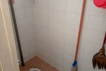 Flat Tasek 64, Bandar Baru Seri Alam