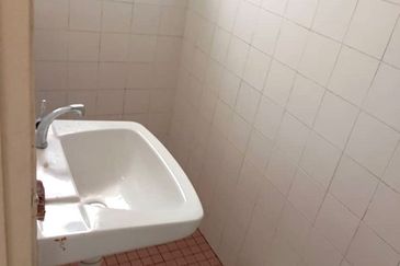 Flat Tasek 64, Bandar Baru Seri Alam