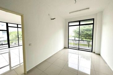 Garden Villa @ Bukit Indah 2