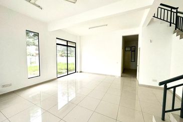 Garden Villa @ Bukit Indah 2