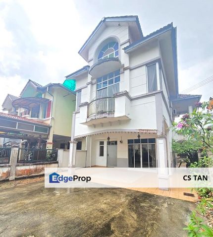 Sri Pulai Perdana Double Storey Terrace House, Endlot with 6ft Land, Gated & Guarded, Johor, Skudai