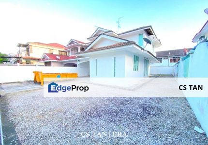 Taman Molek Double Storey Semi-D House, 40x80, G&G, Well Condition, Johor, Johor Bahru