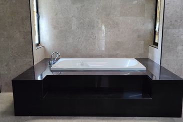 Duta Villa, Setia Alam