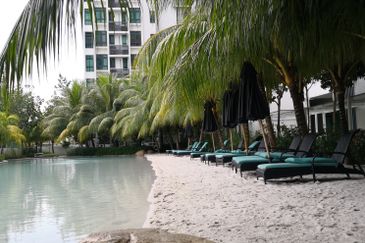 LaCosta, Sunway South Quay