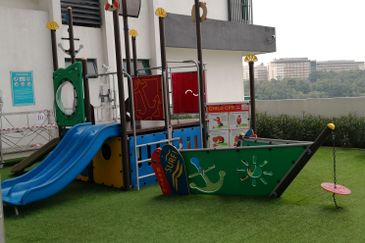 LaCosta, Sunway South Quay