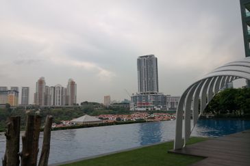 LaCosta, Sunway South Quay