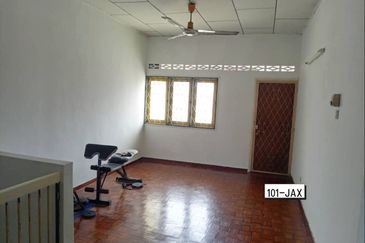 Taman Tepi Sungai ( Taman Teluk Pulai Indah )