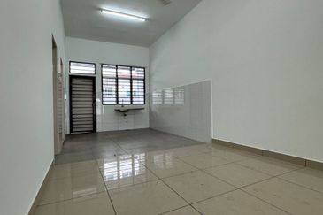 Taman Ehsan Jaya, Pendamaran