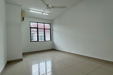 Taman Ehsan Jaya, Pendamaran