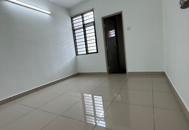 Taman Ehsan Jaya, Pendamaran